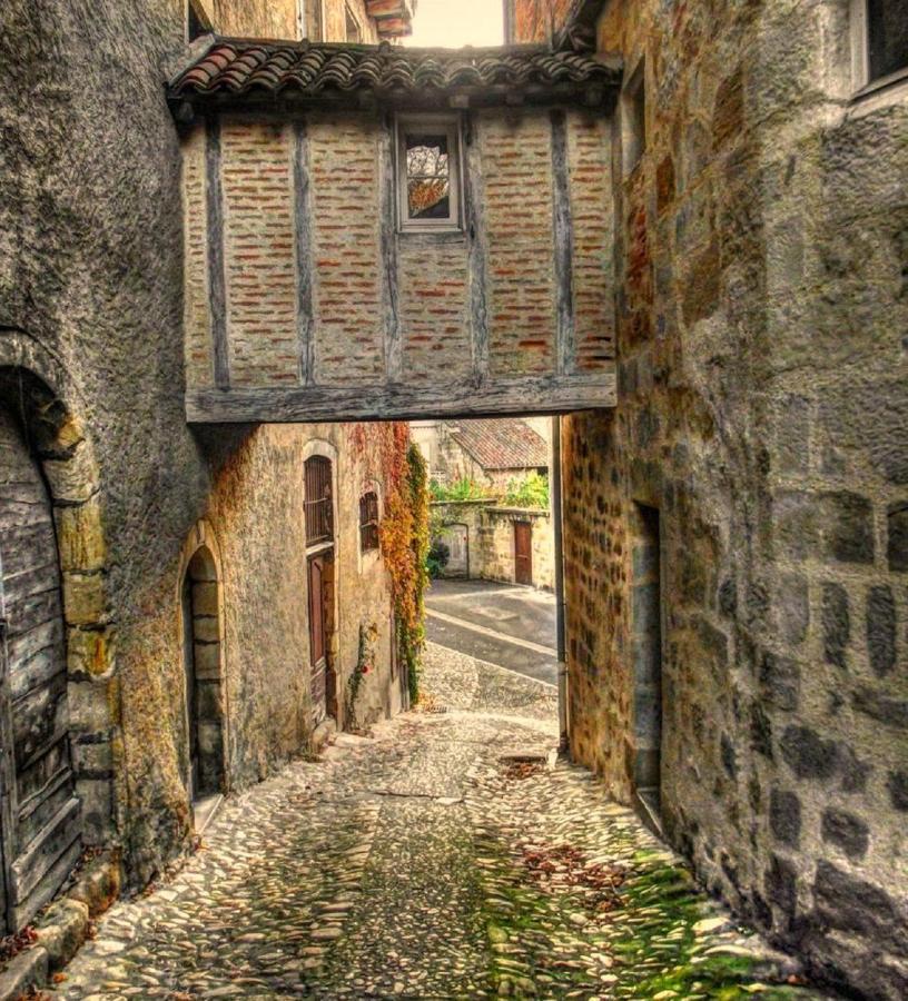Gîte le P'tit Bassoul ouvert toute l'année Cenevieres Exterior foto